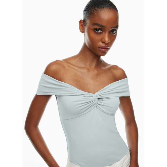 Aritzia Womens Size Small Azul Grey Twist Front Off The Shoulder Top - Picture 1 of 7
